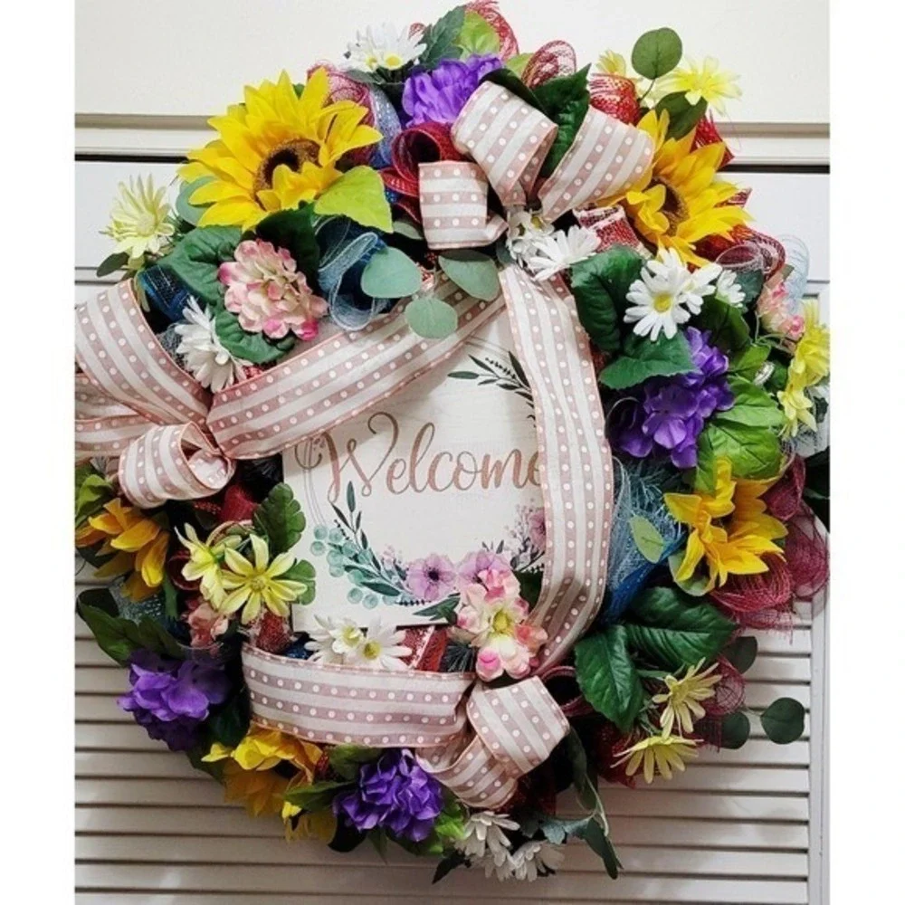 Welcome wreath for spring and summer..